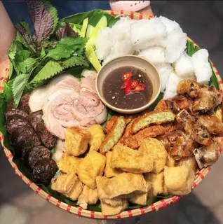 Hình ảnh Bún đậu mẹt suất đặc biệt