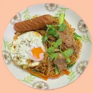 Hình ảnh Mì gói xào đặc biệt