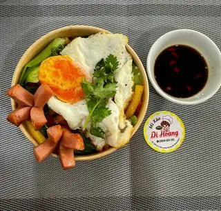 Hình ảnh Nui trứng - xúc xích