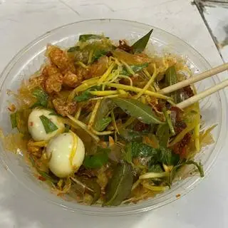 Hình ảnh Bánh Tráng Trộn Full-topping
