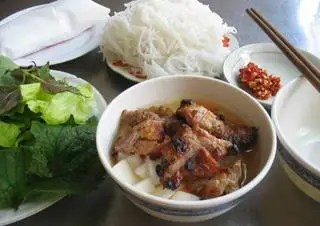 Hình ảnh Bún chả lẫn