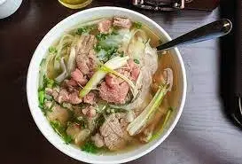 Hình ảnh Phở tái lăn