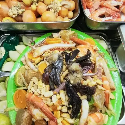 Hình ảnh Gỏi Đâm Tây Siêu Dính - Gỏi Thái & Chân Gà Sốt Thái - Dương Quảng Hàm