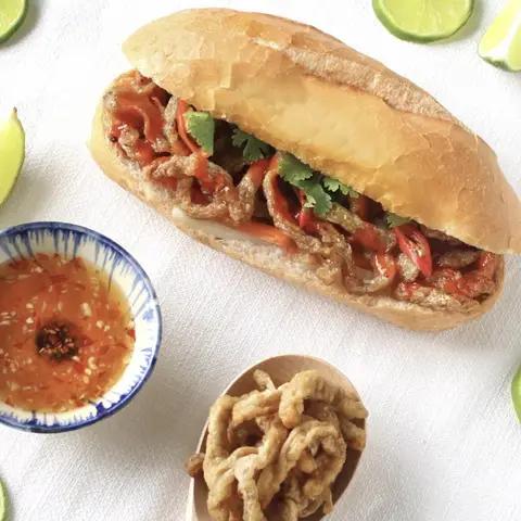 Hình ảnh Bánh Mỳ Chả Cá Hai Chị Em - Nguyễn Khắc Nhu