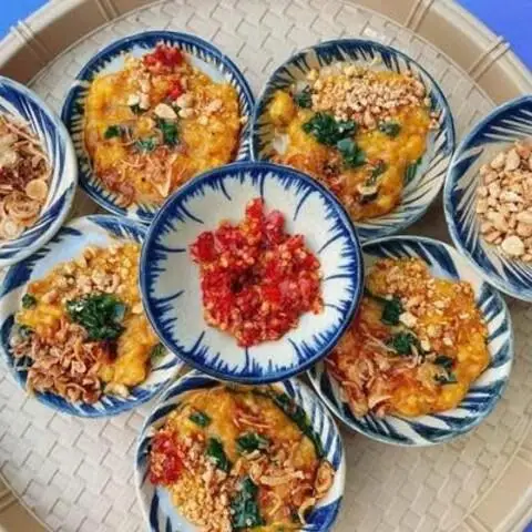 Hình ảnh Bánh Bèo Chén Miền Trung - Nữ Dân Công