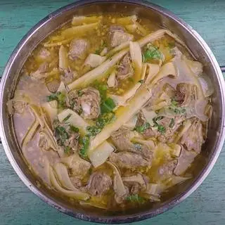 Hình ảnh lẩu vịt om măng cay 1/2c