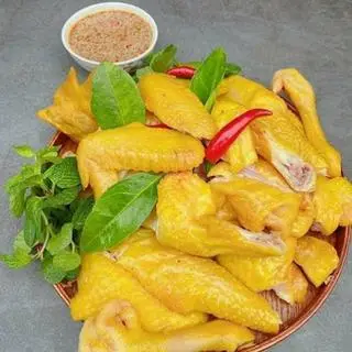 Hình ảnh Gà ủ muối nguyên con