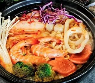 Hình ảnh Mì cay hải sản