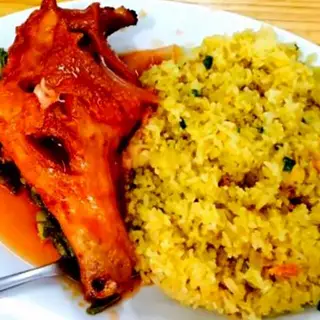 Hình ảnh Cơm rang gà xối tương