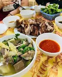 Hình ảnh Combo vịt nướng nguyên con - canh măng - bún