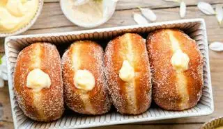 Hình ảnh 18 - donut kem trứng
