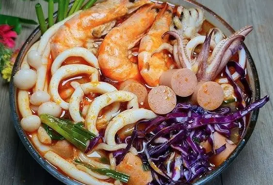 Hình ảnh MÌ CAY HẢI SẢN