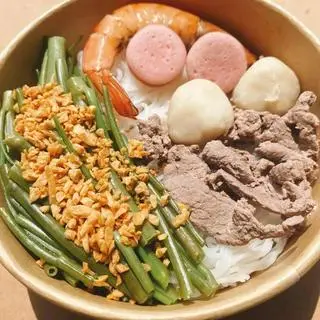 Hình ảnh Bún lẩu Thái tôm bò