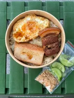Hình ảnh Xôi thịt chả trứng