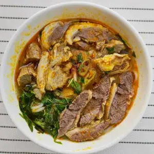 Hình ảnh Bún bò nạm
