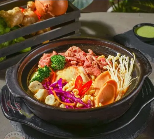 Hình ảnh Mỳ kim chi bò