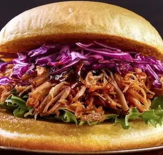Hình ảnh Pull pork burger/ Burger thịt heo hầm