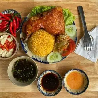 Hình ảnh Cơm gà góc tư