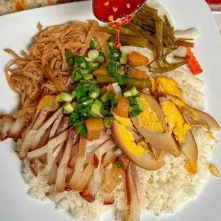 Hình ảnh Cơm tấm nhuyễn Long Xuyên - Tiểu Mễ (Thịt Khìa + Bì)
