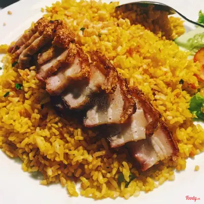 Hình ảnh Cơm ba rọi chiên