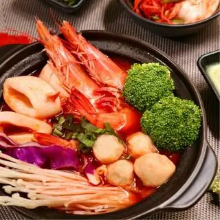Hình ảnh Mì kim chi hải sản