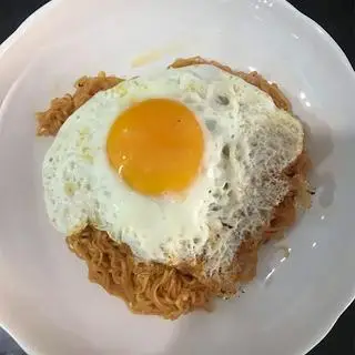 Hình ảnh Mì trứng ốp la
