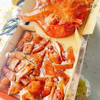 Hình ảnh Vịt quay da giòn tỳ bà - 1 con