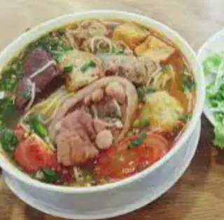Hình ảnh Bún riêu cua - Giò heo