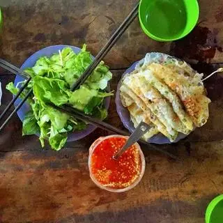 Hình ảnh Bánh xèo tôm thịt (10 cái)