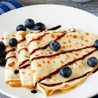 Hình ảnh Bánh crepe việt quất