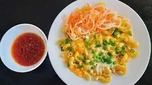 Hình ảnh Nui xào trứng
