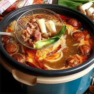 Hình ảnh Lẩu sụn bò sa tế nhỏ