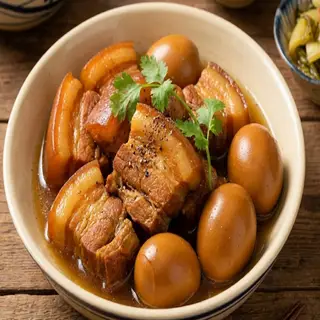 Hình ảnh Cơm thịt kho hột vịt