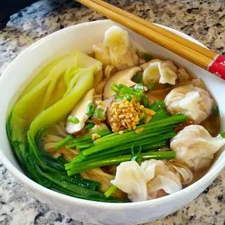 Hình ảnh Mì hoành thánh