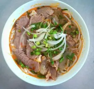 Hình ảnh Bún bò nạm gân