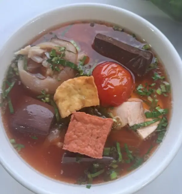 Hình ảnh Bún Riêu giò chả