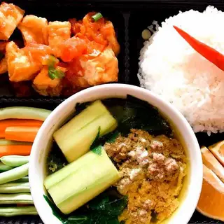 Hình ảnh Combo 6 - cơm đậu hũ sốt cà