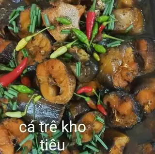 Hình ảnh Cơm cá trê kho tiêu