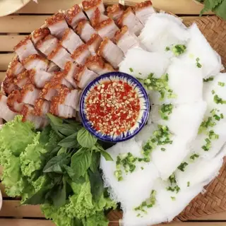 Hình ảnh Bánh hỏi heo quay size lớn