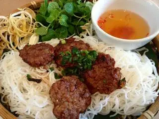 Hình ảnh Bún chả viên