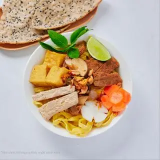 Hình ảnh Mì quảng chay T(ko kèm tô muỗng đũa)