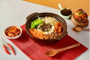 Hình ảnh Cơm trộn thập cẩm thường