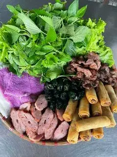 Hình ảnh Mẹt thập cẩm(size lón )