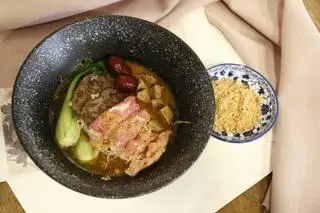 Hình ảnh Mì bò Satay