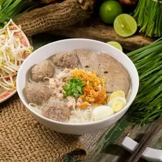Hình ảnh Hủ tiếu gõ bò viên thịt nạc