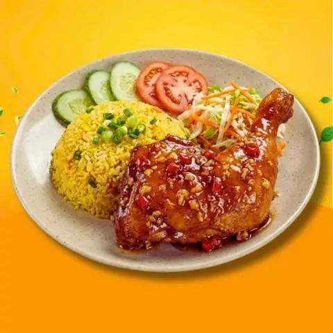 Hình ảnh Cơm gà xốt đa vị Phúc Thái - Đường Số 7A