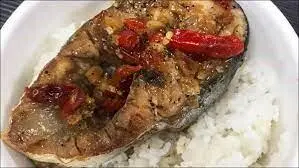 Hình ảnh Cơm cá hú kho