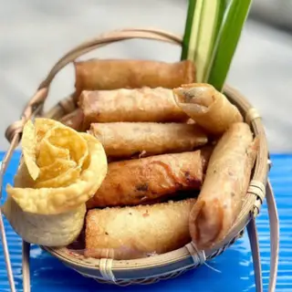 Hình ảnh Chả giò bà ngoại