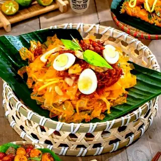 Hình ảnh Bánh tráng trộn tóp mỡ - vừa