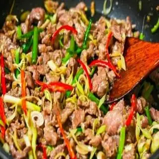 Hình ảnh Bò xào sả ớt